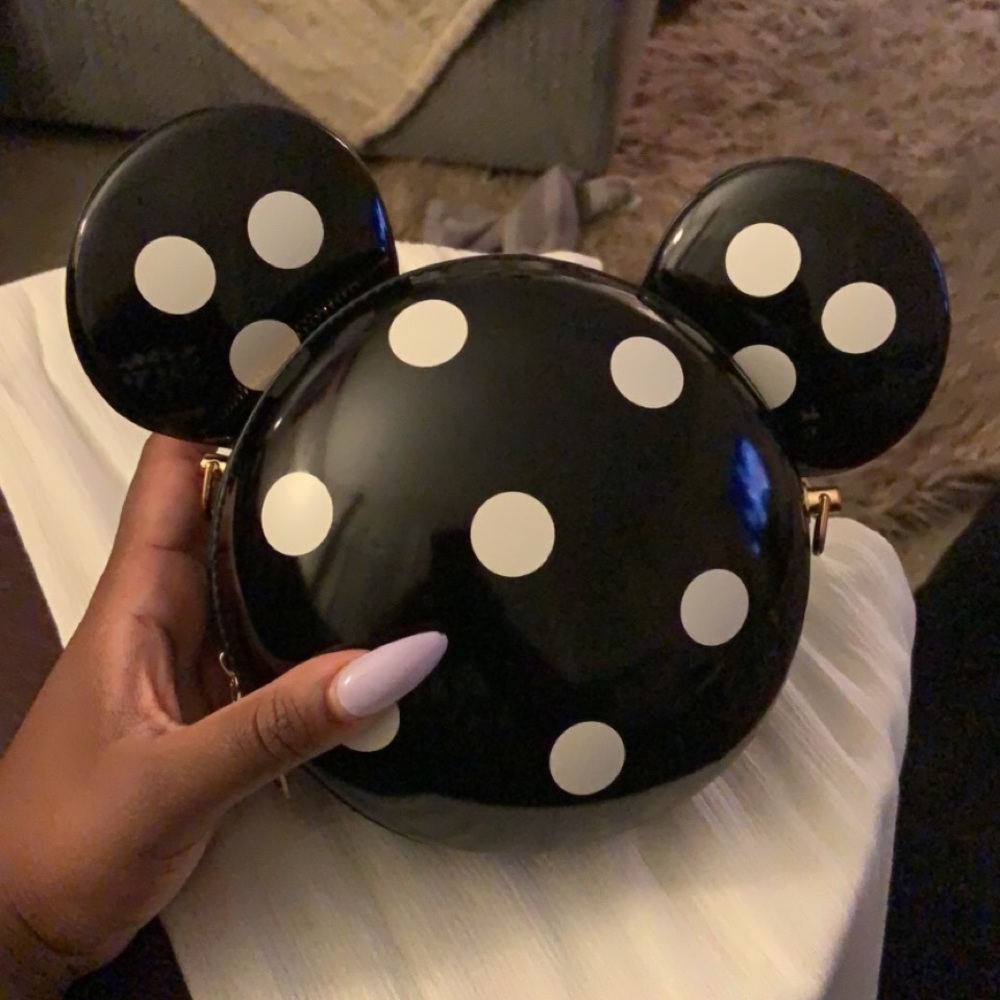 Mickey Mouse crossbody bag with adjustable straps